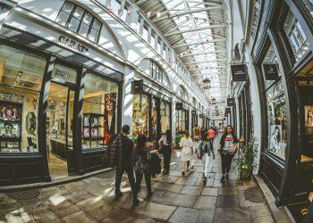 St. James Place share price dives amid AI disruption jitters: is this an irrational sell-off?