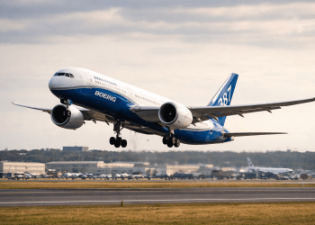 Boeing stock analysis and earnings preview: will it pop or crash?