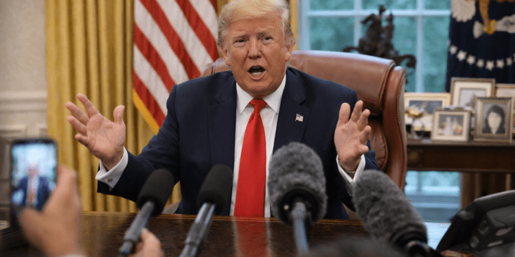 Why does Trump not want US businesses to claim tariff refunds?
