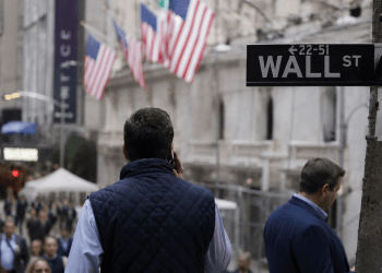 Wall Street awaits payrolls data as rate hike risks return to focus