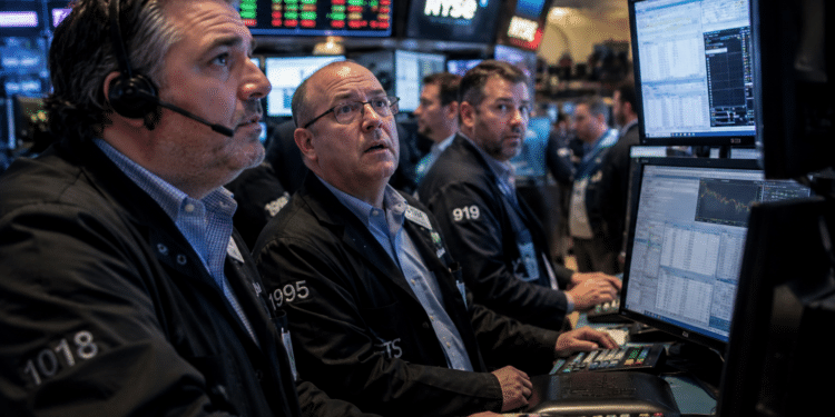 Nasdaq futures rise 160 points: 5 things to know before Wall Street opens